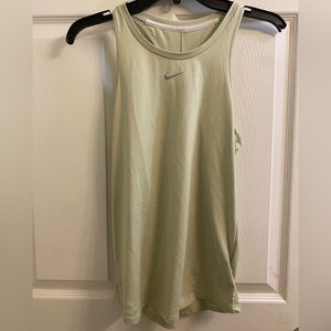 NIKE TANK TOP